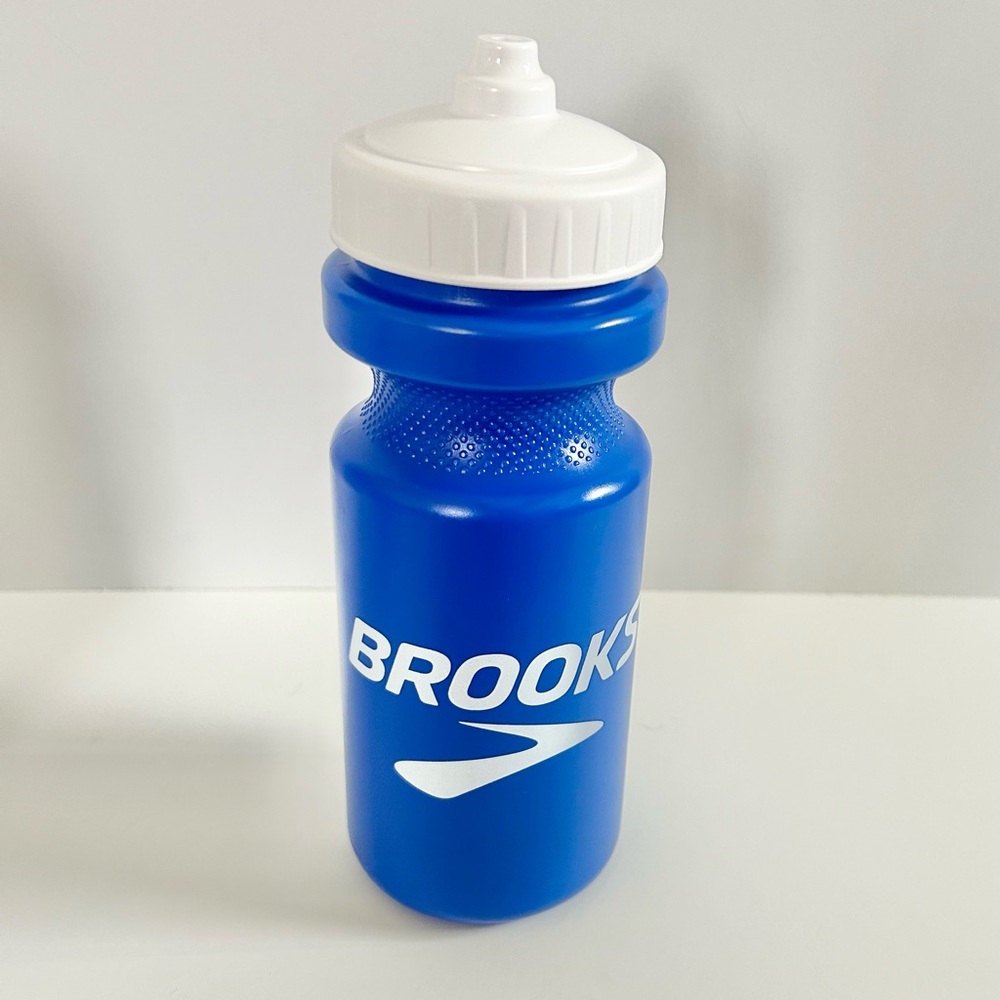 Brooks Running Promotional Squeeze Water Bottle (BRAND NEW)
